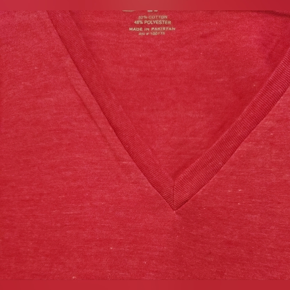 J SPORT, 2-V NECK, ATHLETIC ORIGINAL, 1 RED, 1 GRAY-LARGE ON BOTH,(SET OF 2)-NEW - Picture 3 of 13